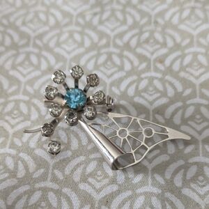 Elegant Silver and Blue Floral Brooch